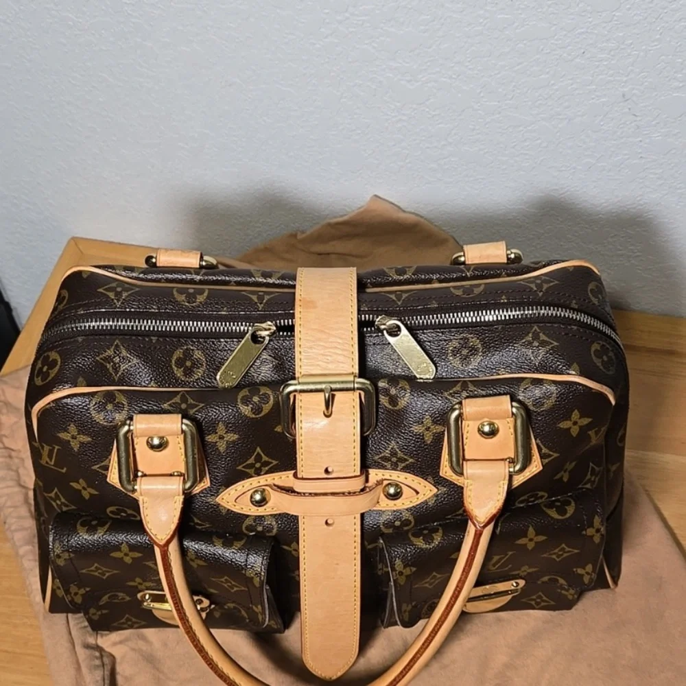 Louis Vuitton Monogram Manhattan GM